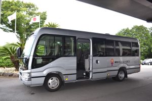 クラブバス